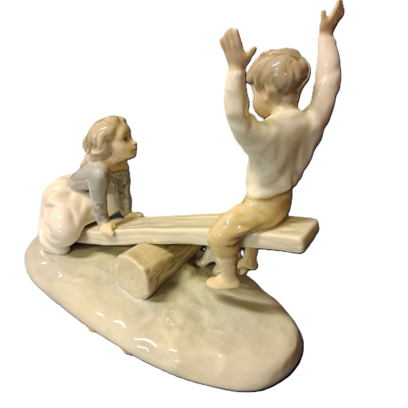 lladro-4867-seesaw-left-view