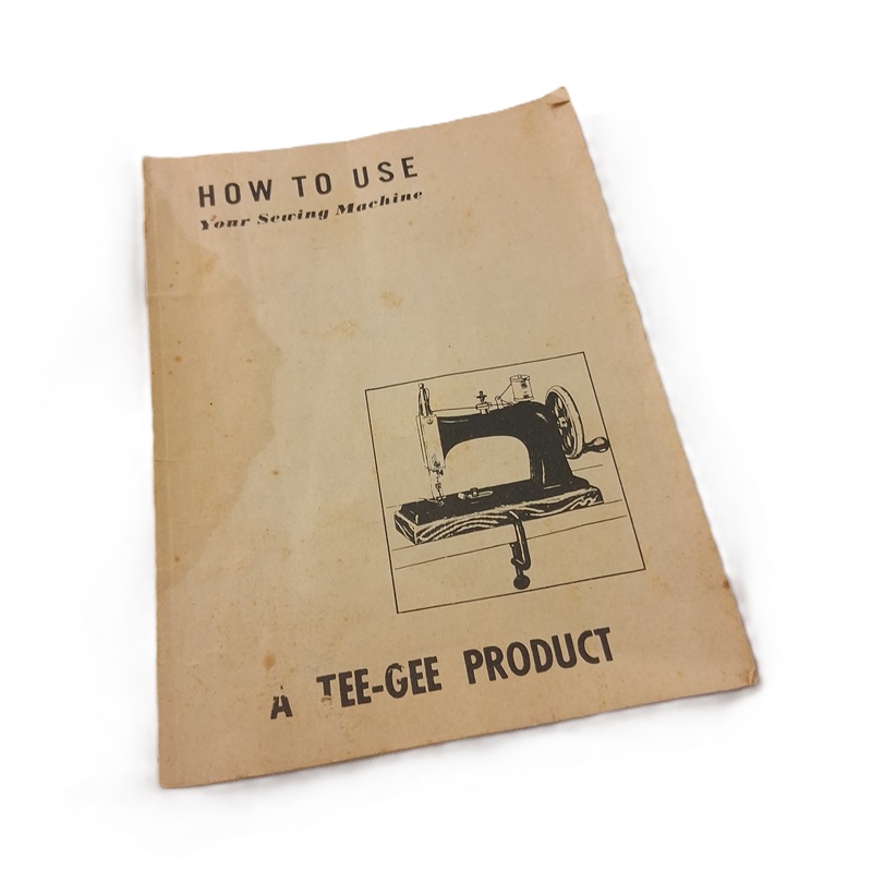 front of tee gee toy sewing machine manual
